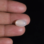 Moonstone - 7.72 Carats