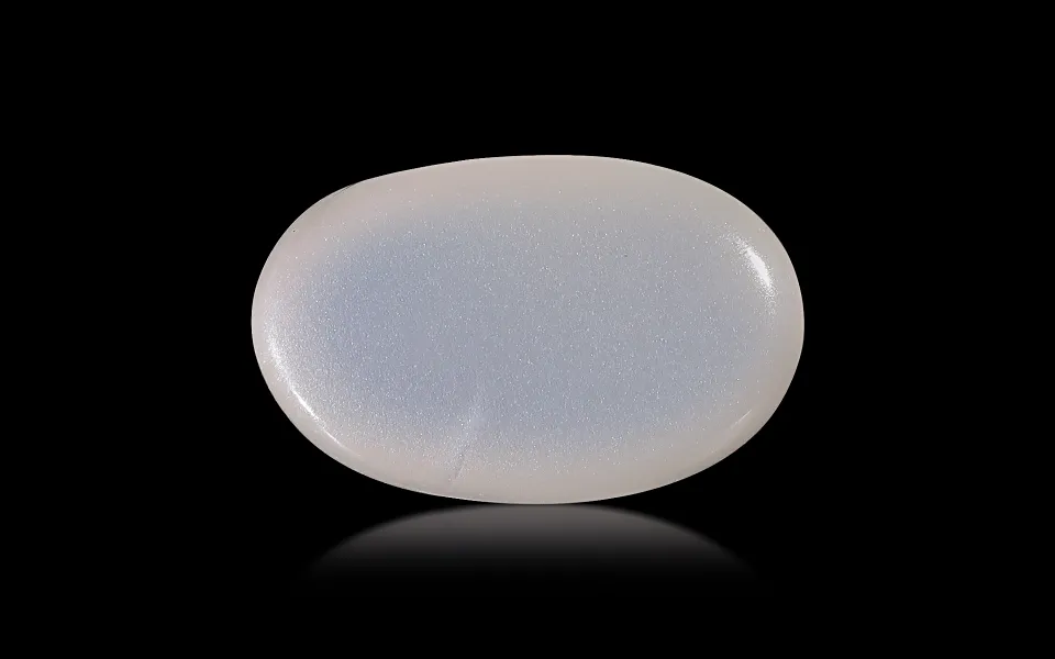 Moonstone - 7.72 Carats