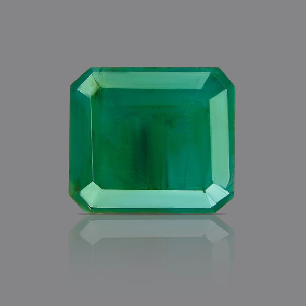 Panna (Emerald) - 7.97 Ratti