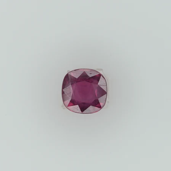 Ruby - 3.6 Carats (3.96 Ratti)