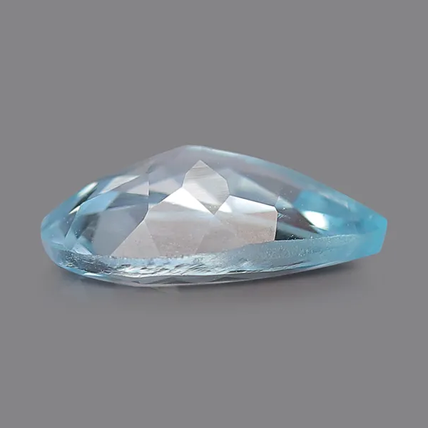 Sky Blue Topaz 9x6 MM - 1.16 Carats