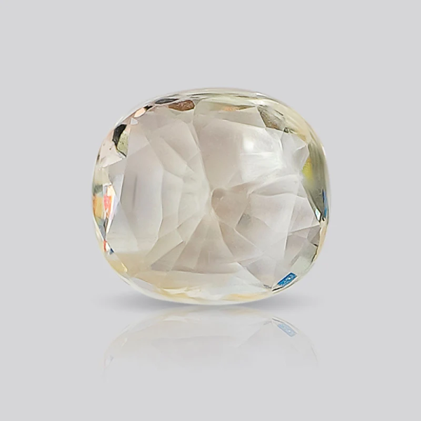 White Sapphire (4.63 Ratti)