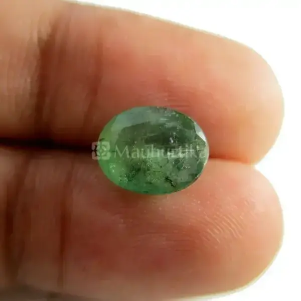 Natural Emerald (Panna) - 2.72 Carat